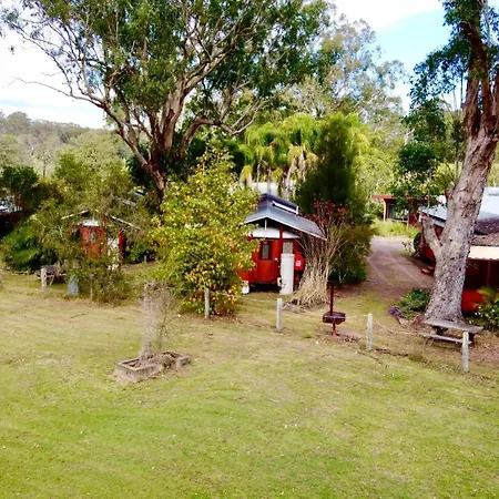 Carriageway Retreat - Unique Red Rattler Carriages And Units Villa Brookfield Exterior photo
