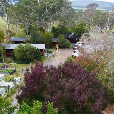 Carriageway Retreat - Unique Red Rattler Carriages And Units Villa Brookfield Exterior photo